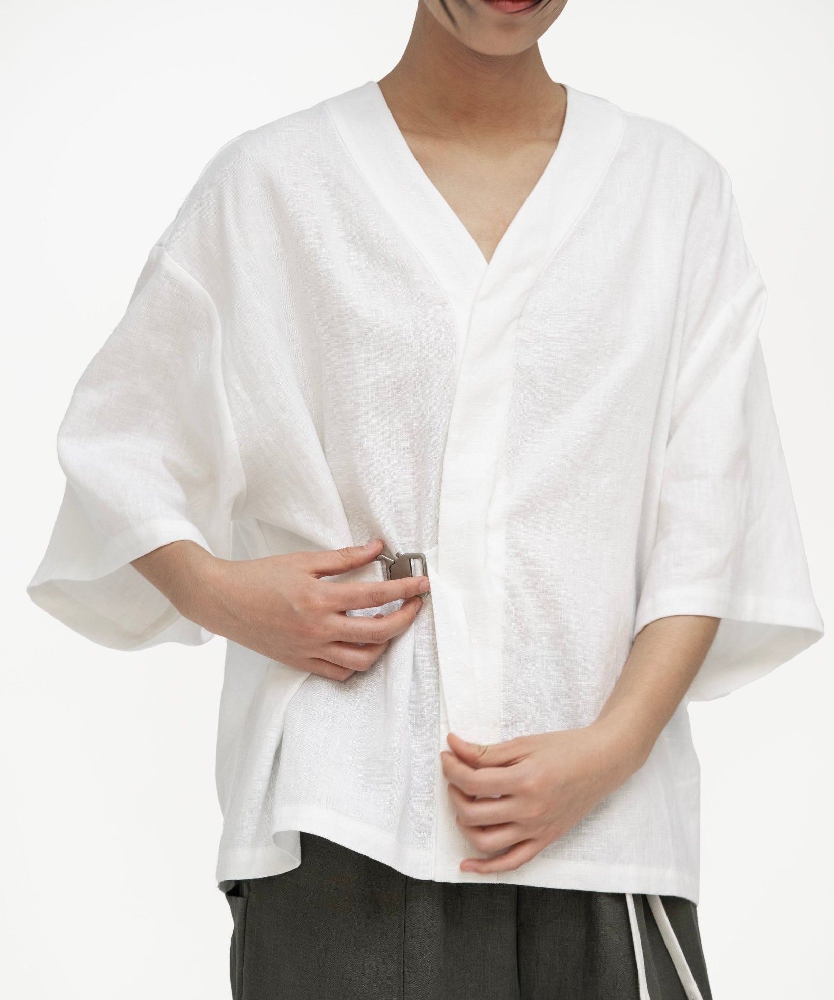 Shōto Baseball Collar Top 2.0 - Pure White - G R A Y E