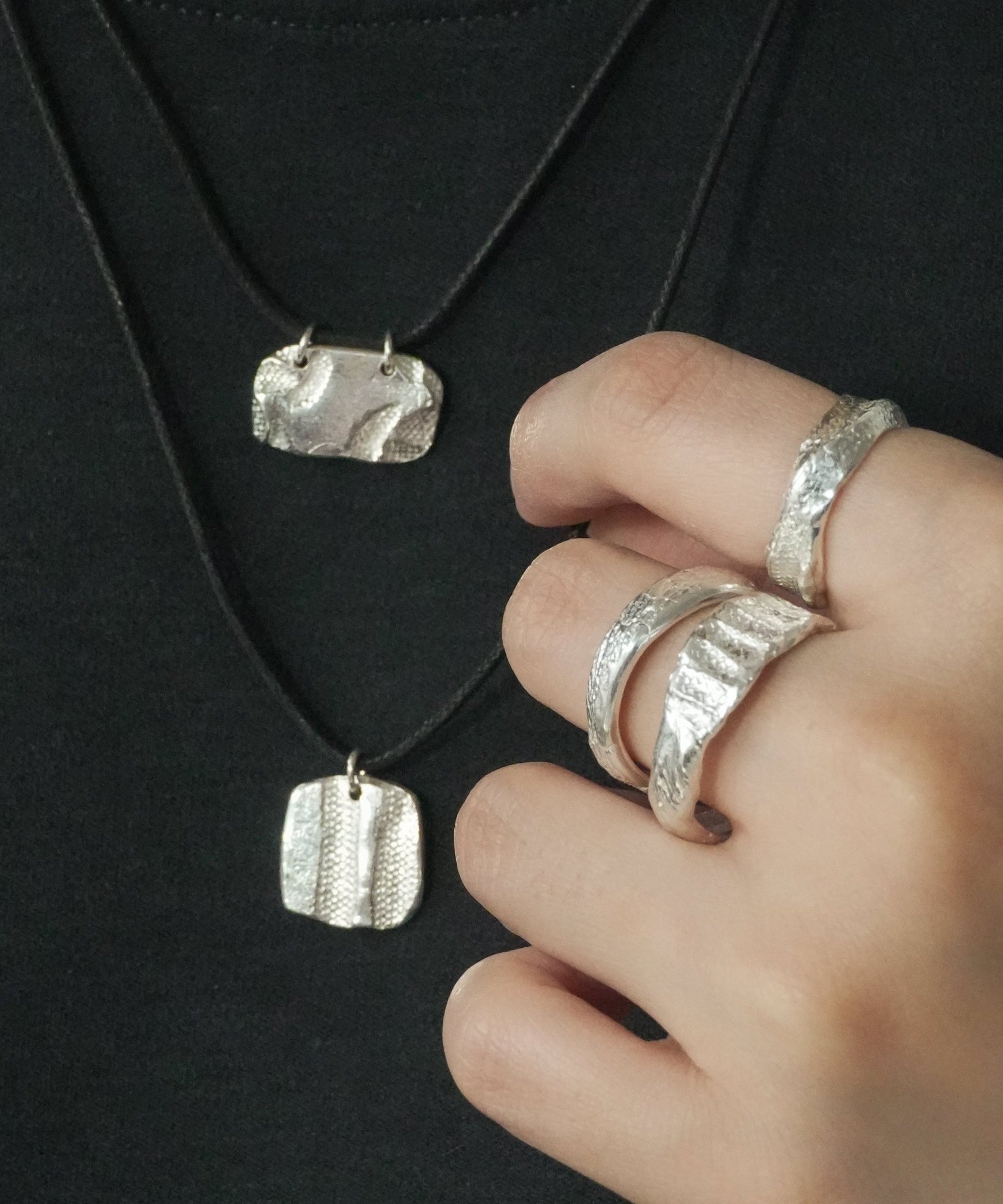 Silver Forms Experience - G R A Y E