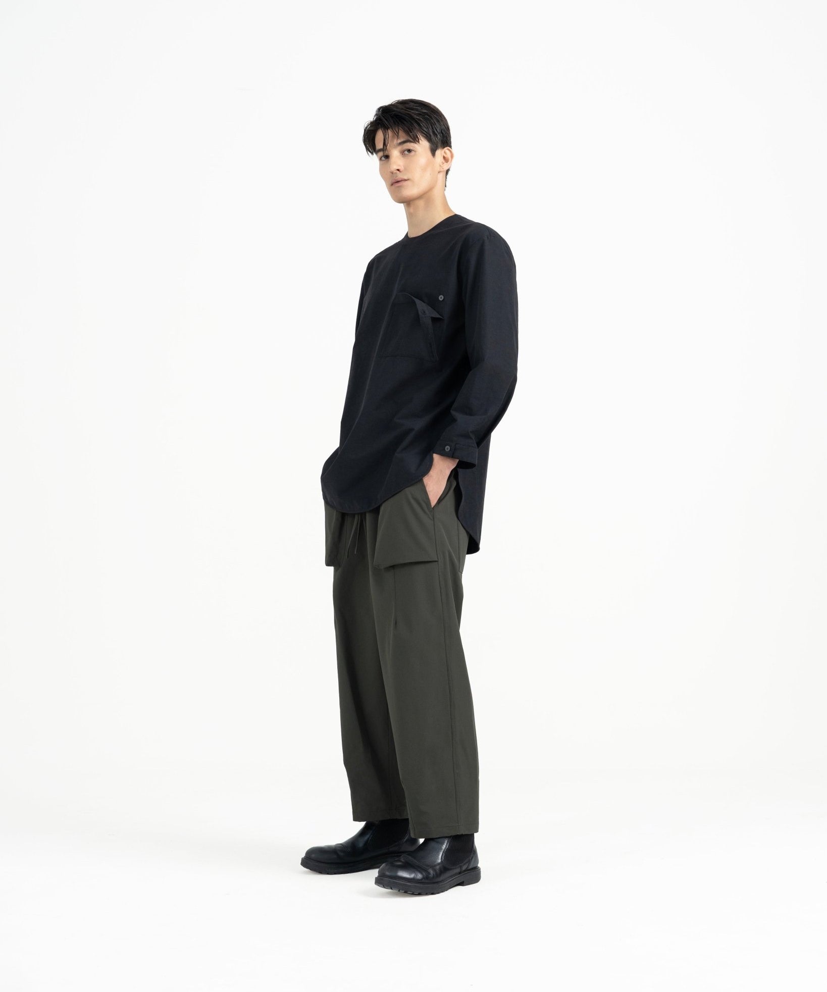 Sleeve Placket Shirt - Black - G R A Y E