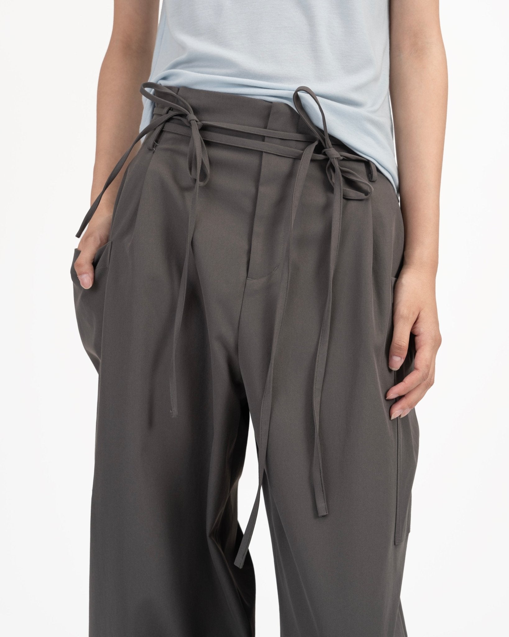 SOLOTEX® Barrel - Leg Trousers - Gray - G R A Y E