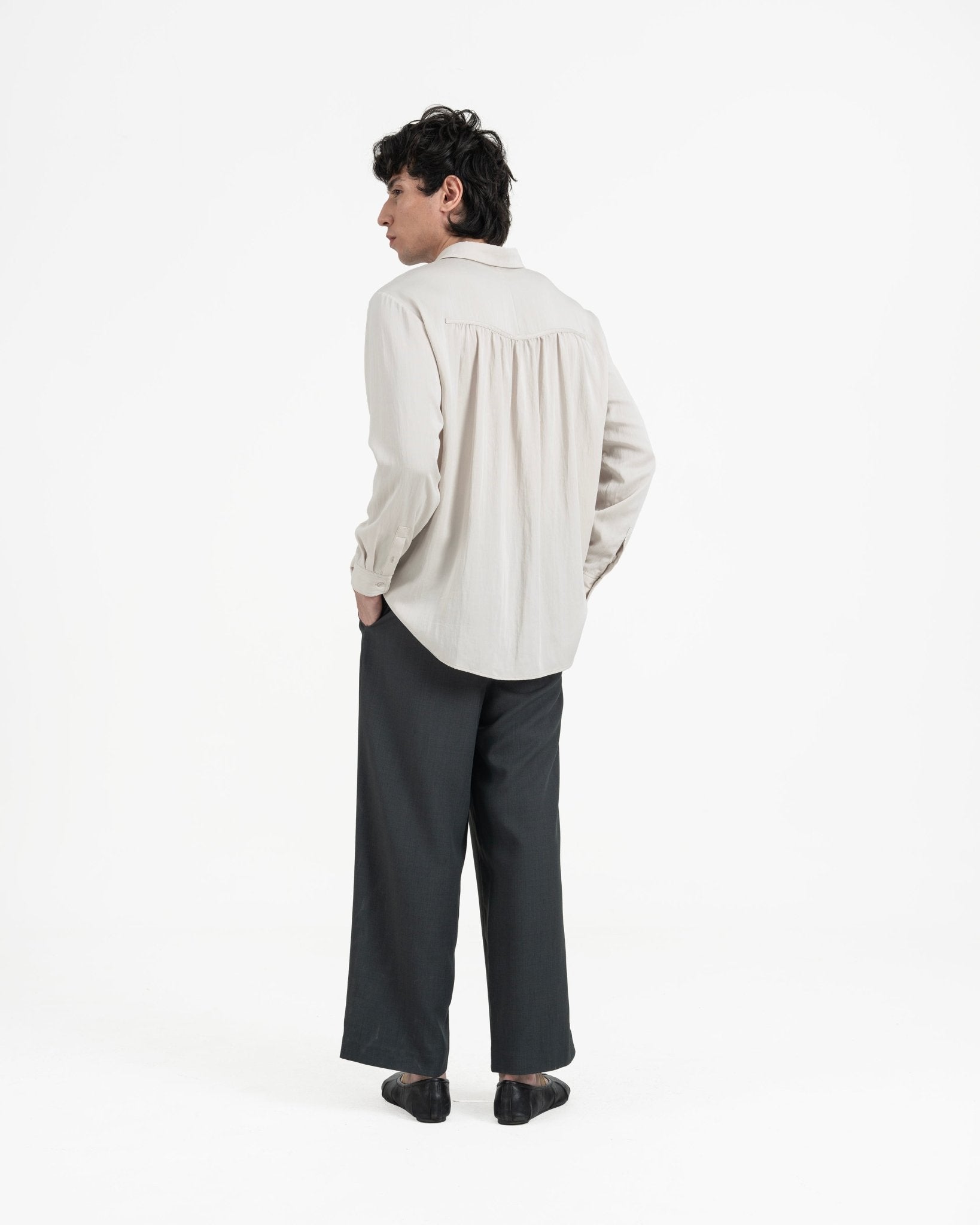 Willow Button Shirt - Pearl Gray - G R A Y E