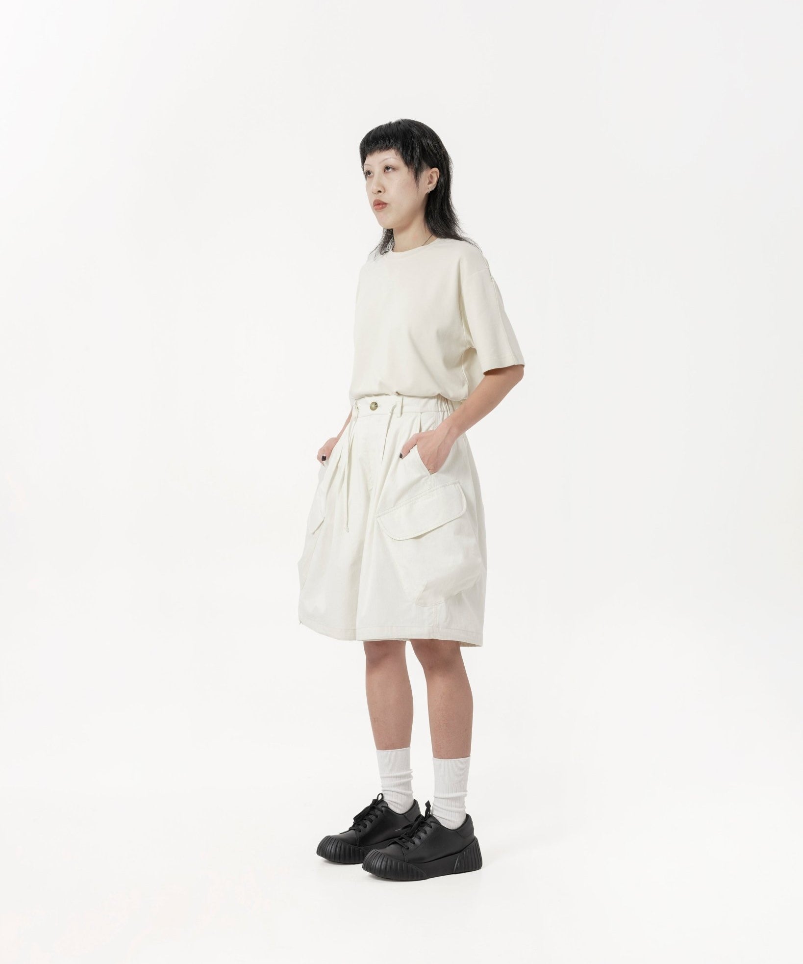 Drawstring Balloon Cargo Shorts - Natural - G R A Y E