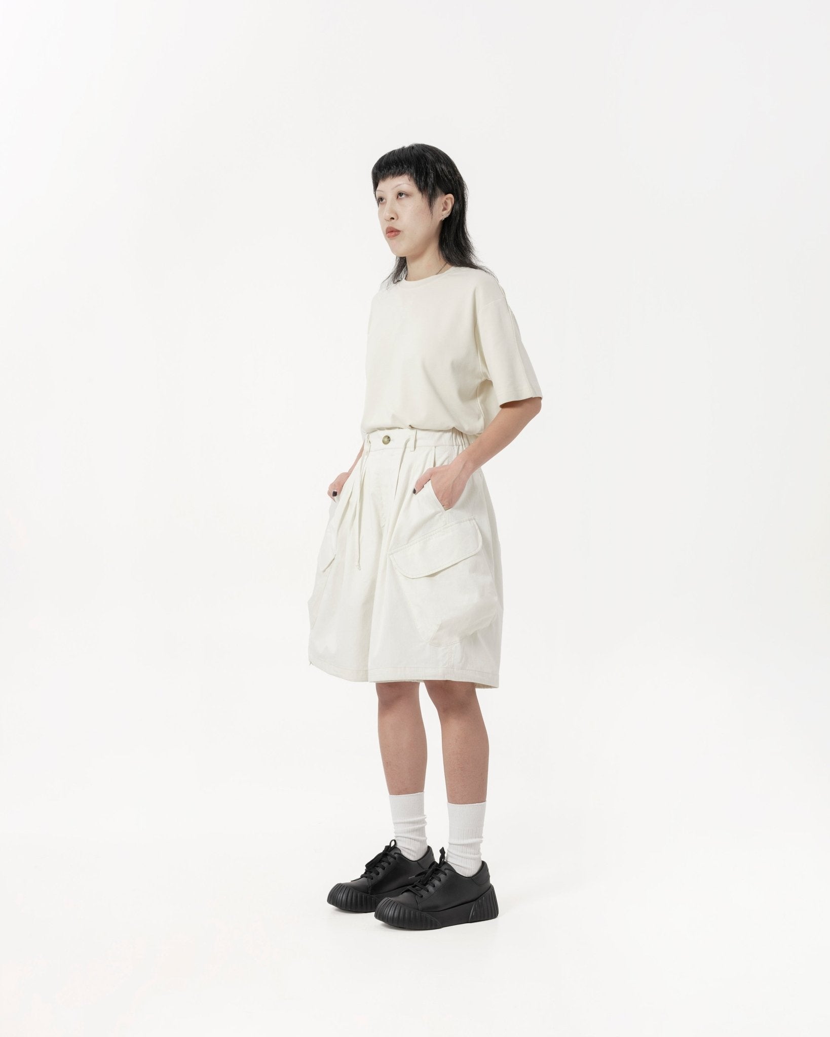 Drawstring Balloon Cargo Shorts - Natural - G R A Y E