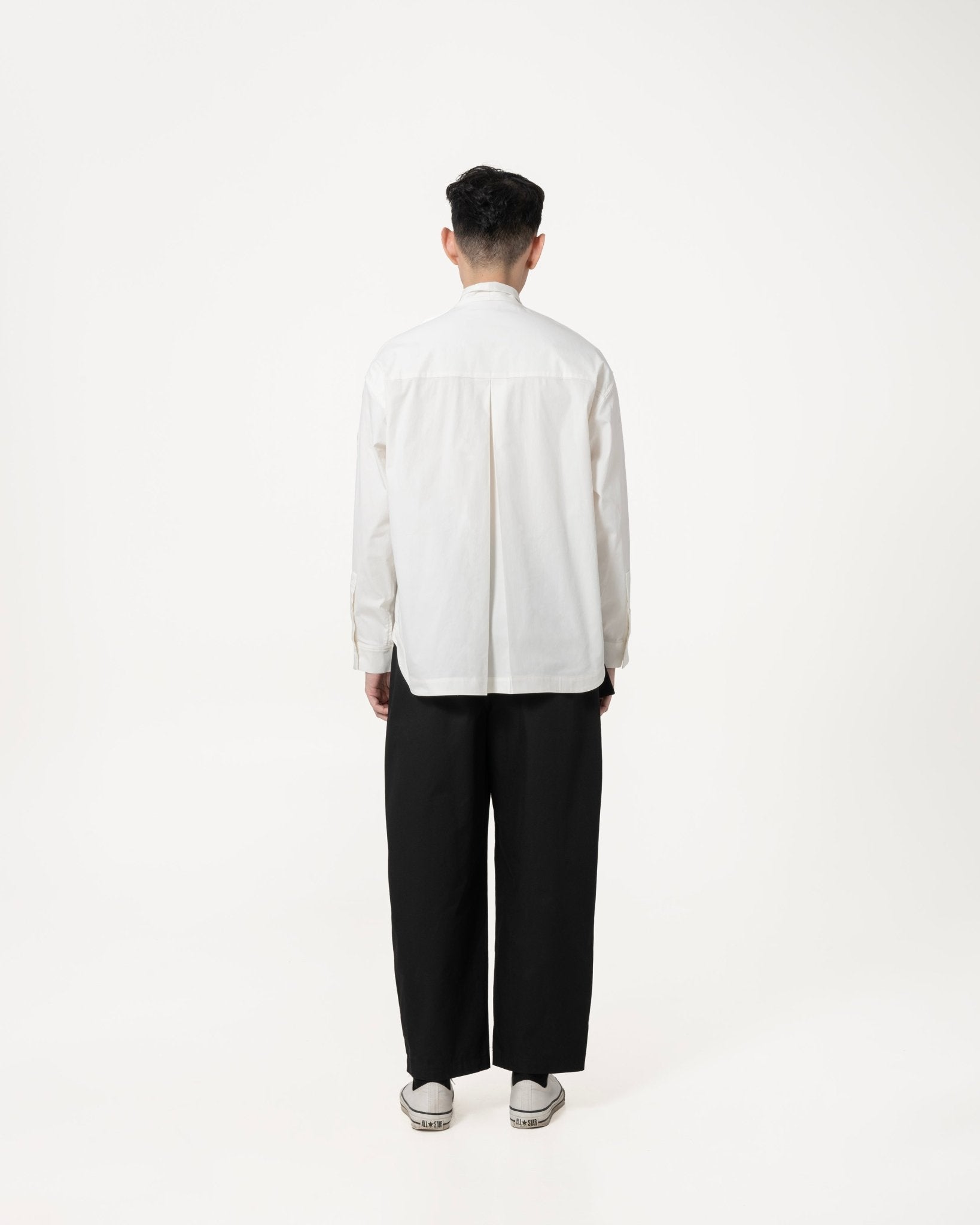 High Collar Shān - White - G R A Y E