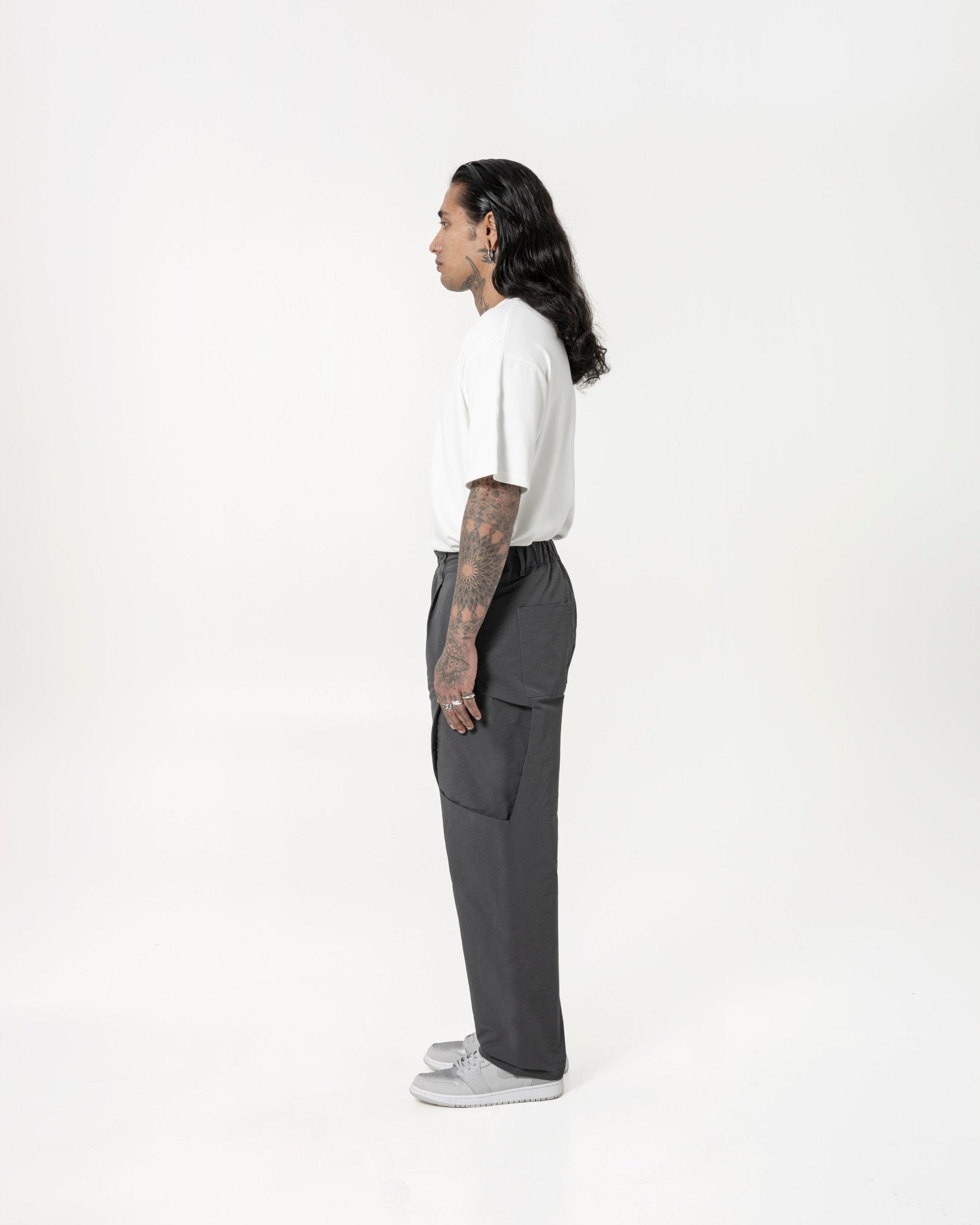 Inverse Cargo Trousers - Graphite - G R A Y E