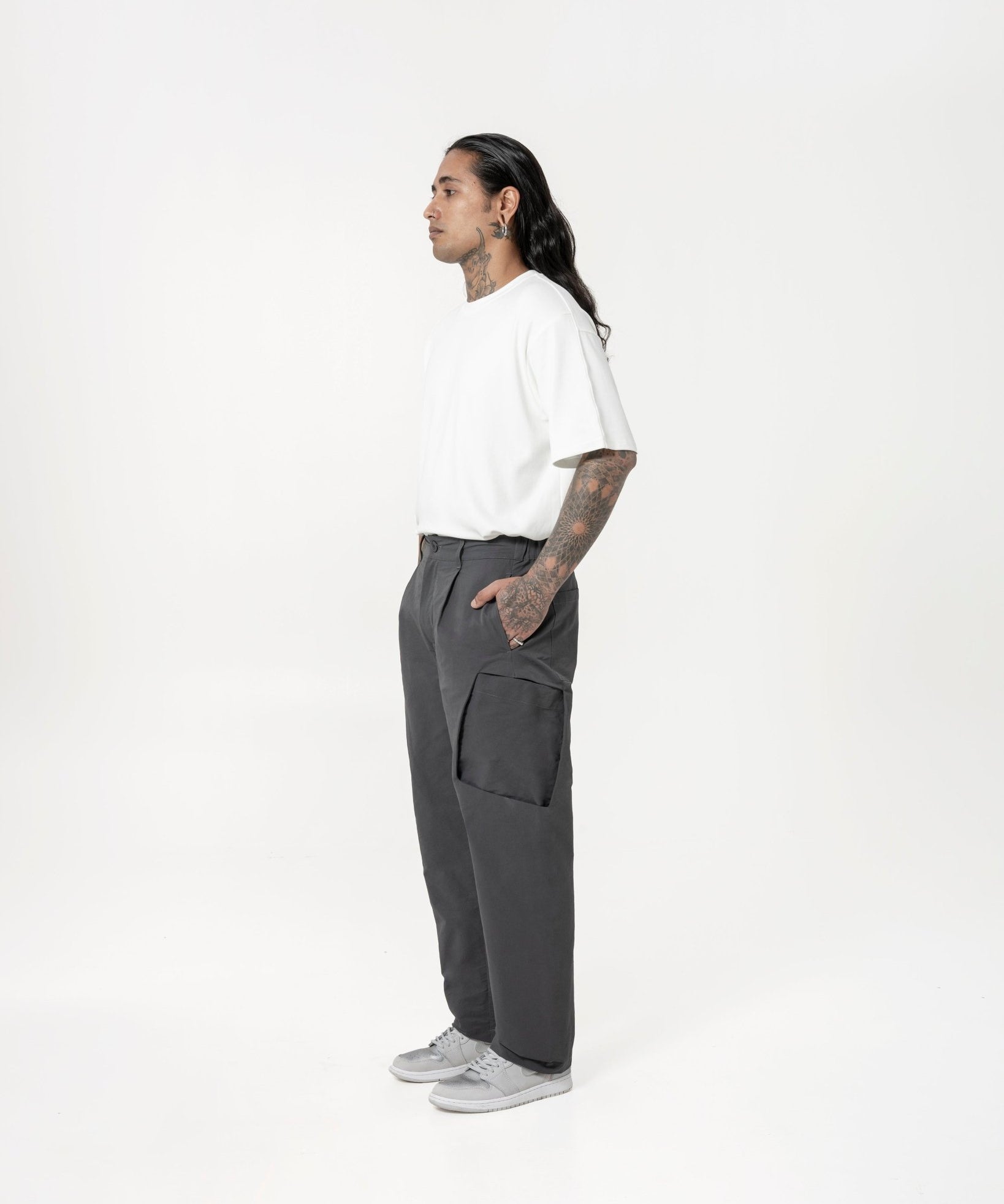 Inverse Cargo Trousers - Graphite - G R A Y E