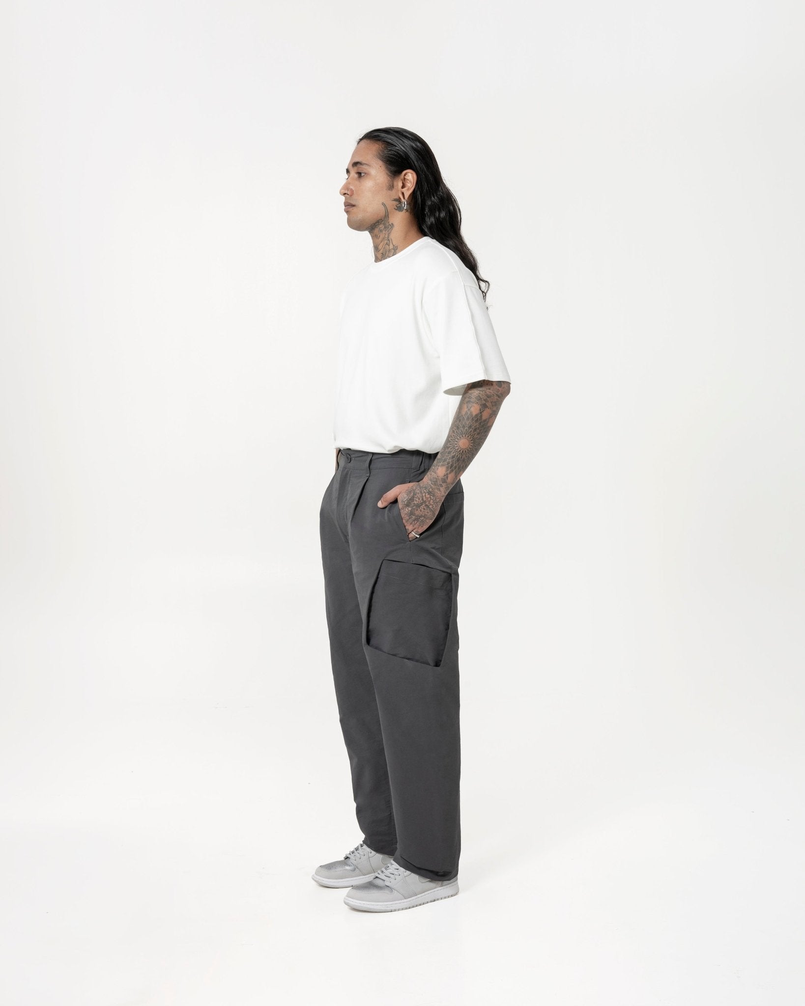 Inverse Cargo Trousers - Graphite - G R A Y E