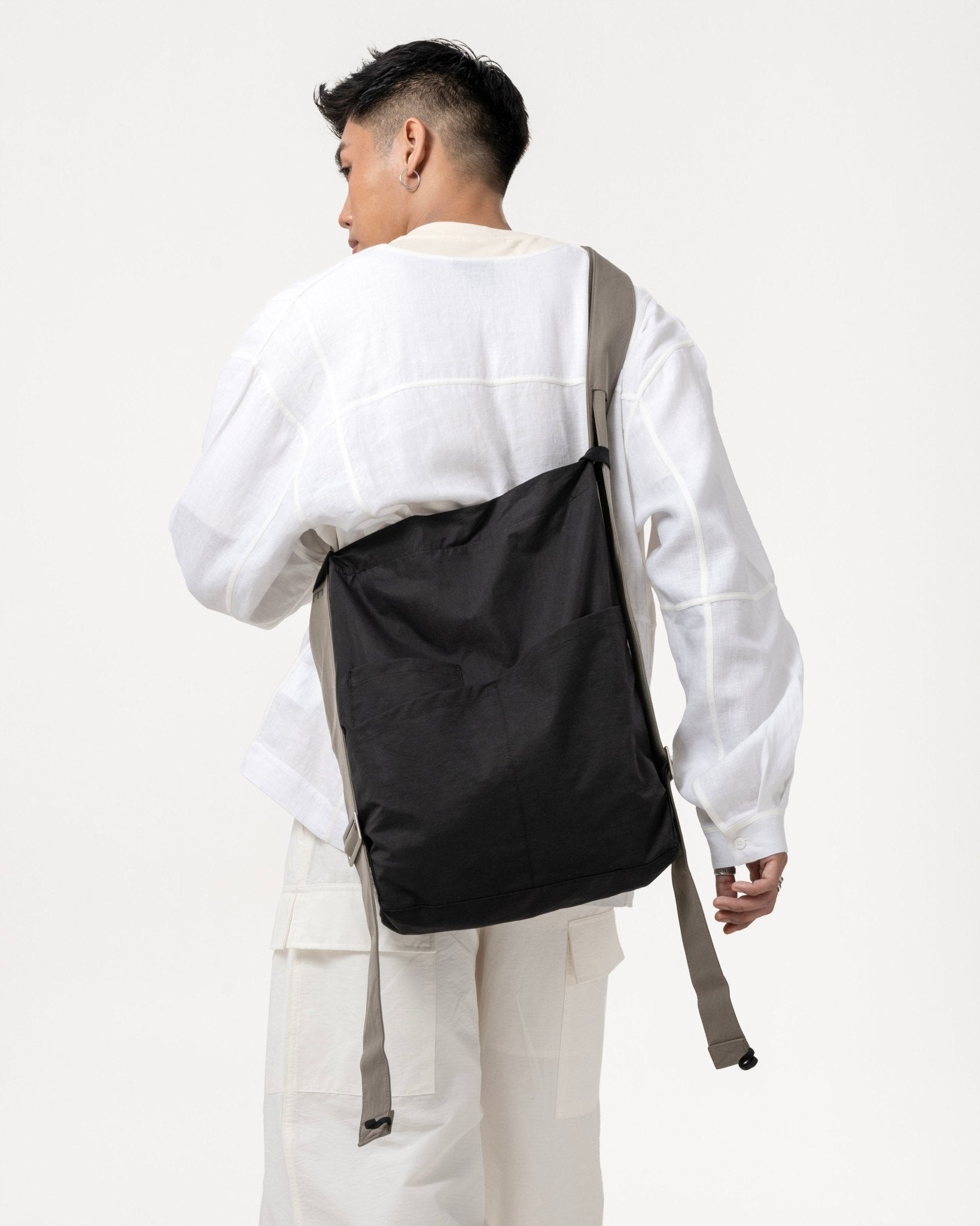Morph Sling - Graphite - G R A Y E