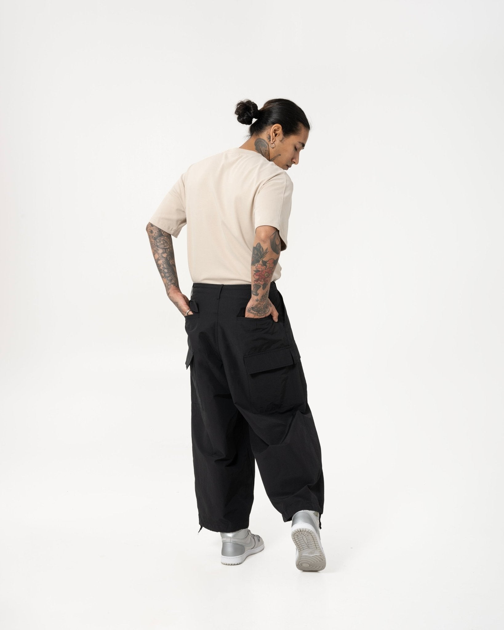 Multi-Pocket Ripstop Pants - Black - G R A Y E