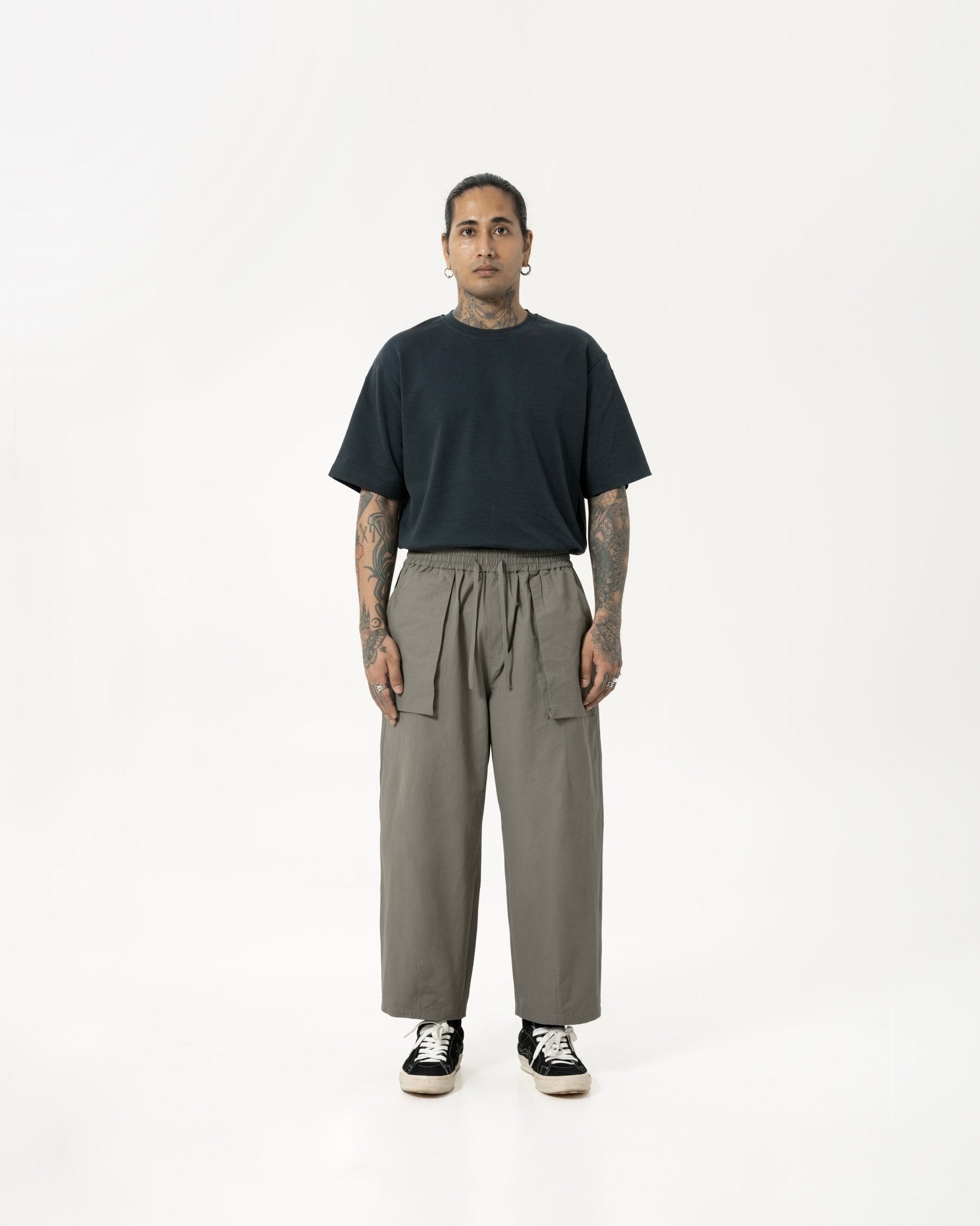 Relaxed Elasticated Trousers - Pebble Gray - G R A Y E