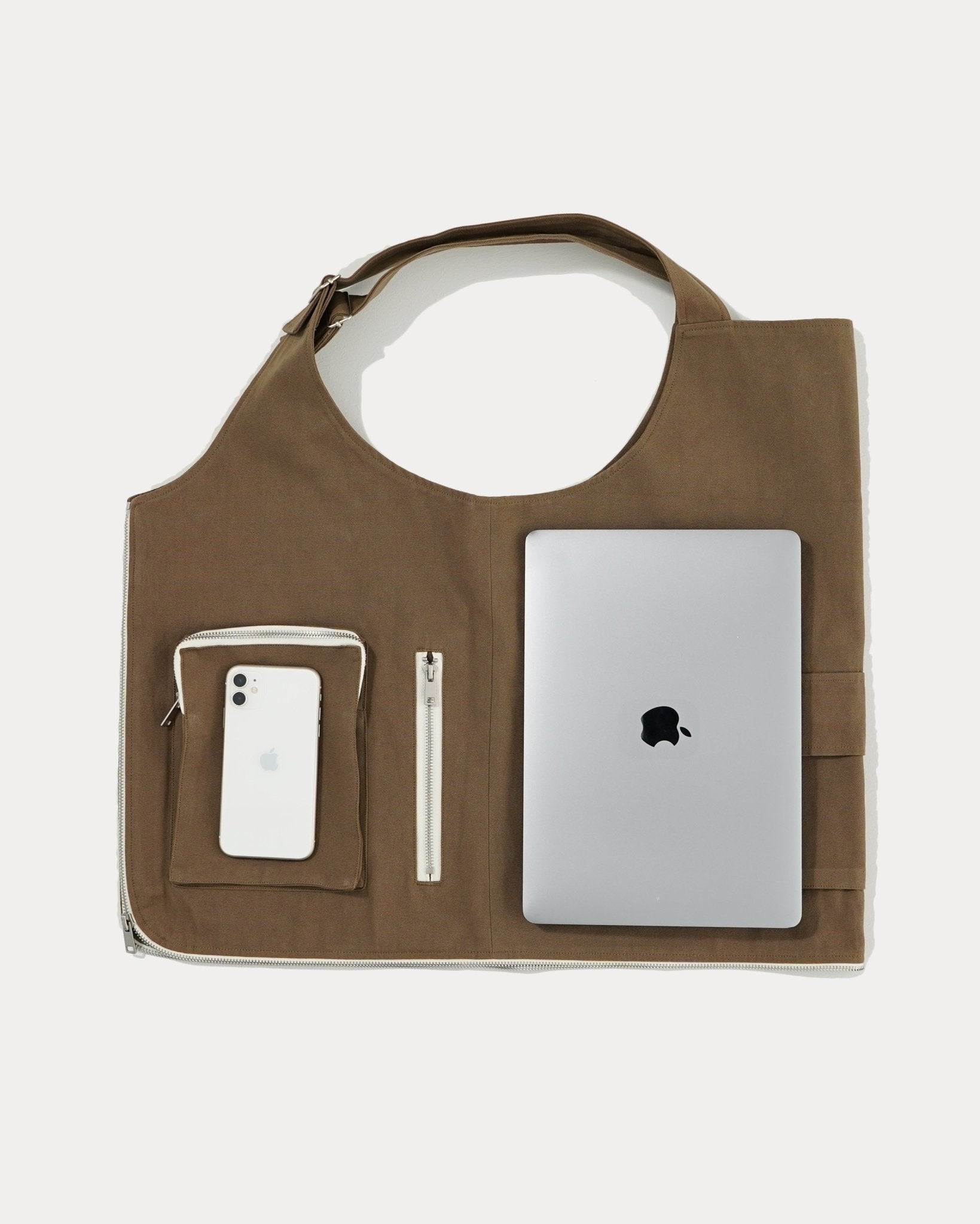 Vest Tote 2.0 - Brown – G R A Y E